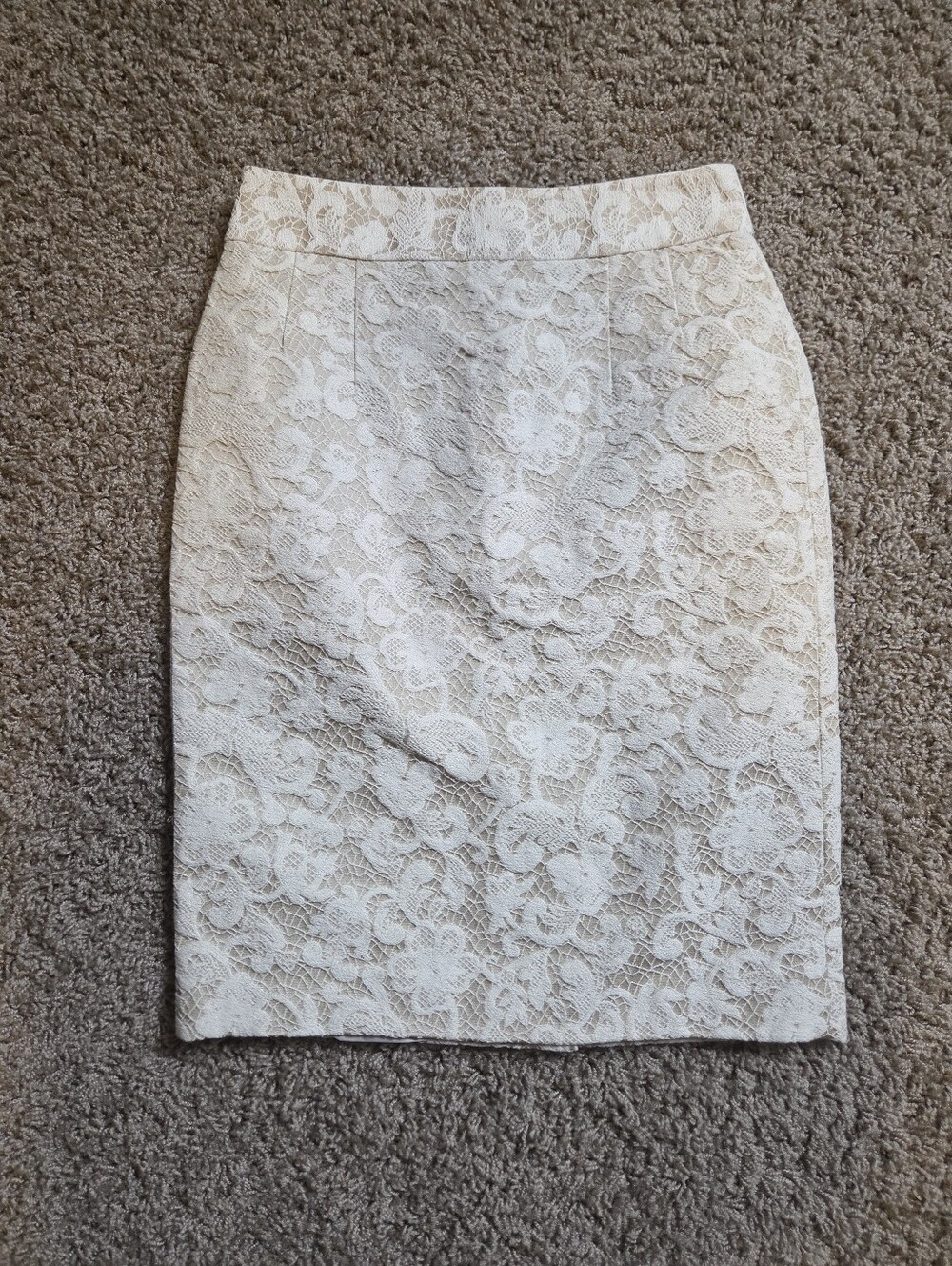 NWT Banana Republic White Lace Skirt